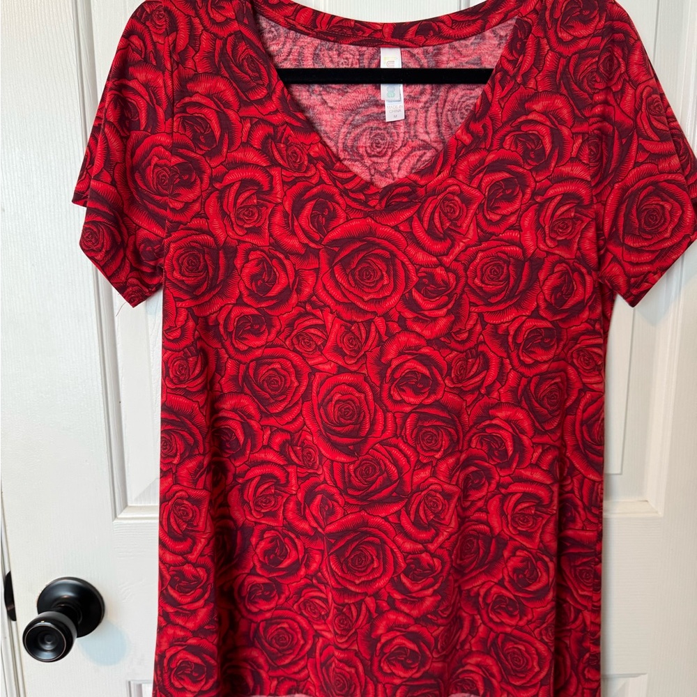 LulaRoe Christy T Red Rose Patterned Women's Top